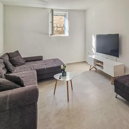 Amazing In With Jacuzzi, Wifi And 2 Bedrooms Apartmán